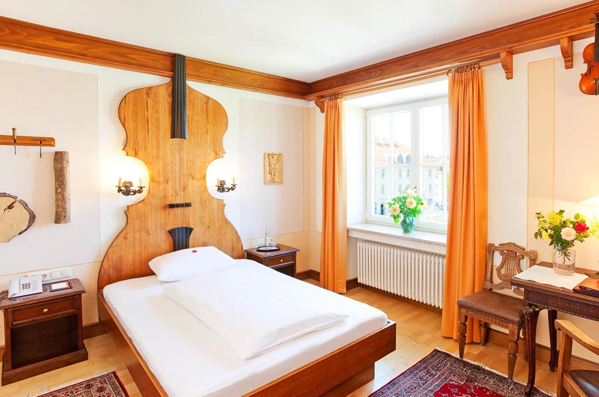 Hirsch Отель 4*
